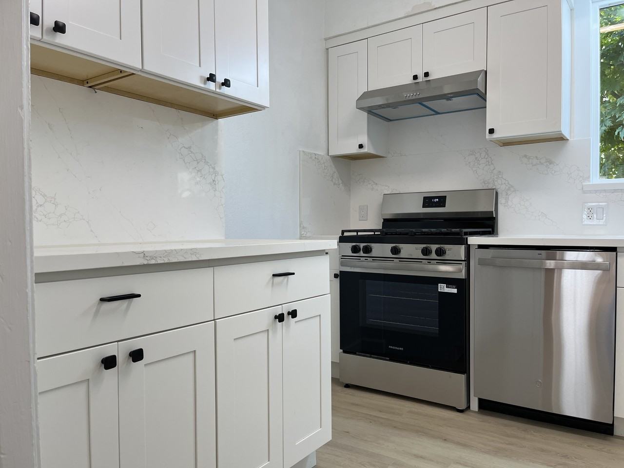 45 N Ellsworth Ave #45 - Photo 3 of 19