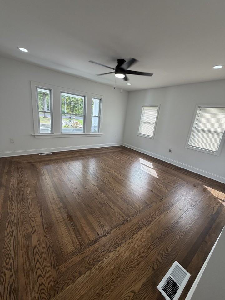 74 Vly Rd #1 - Photo 2 of 17