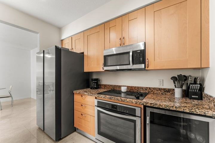 350 Southeast 2nd Street #2480 - Photo 6 of 8