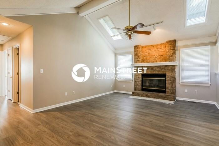 1312 Ne Ball Dr - Photo 3 of 17