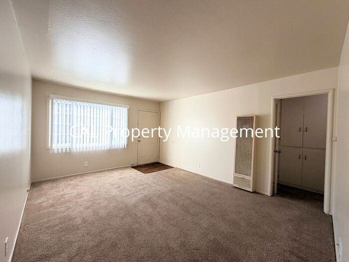 8 Villa St #15 - Photo 3 of 23