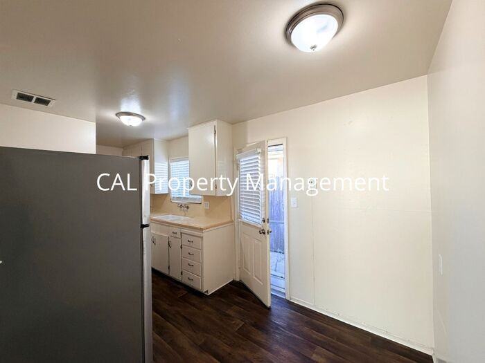 8 Villa St #15 - Photo 4 of 23