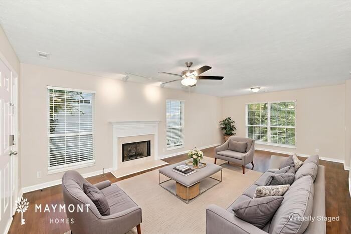 3557 Glenfalls Dr - Photo 6 of 16