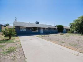 featured image of 4923 E Palm Ln