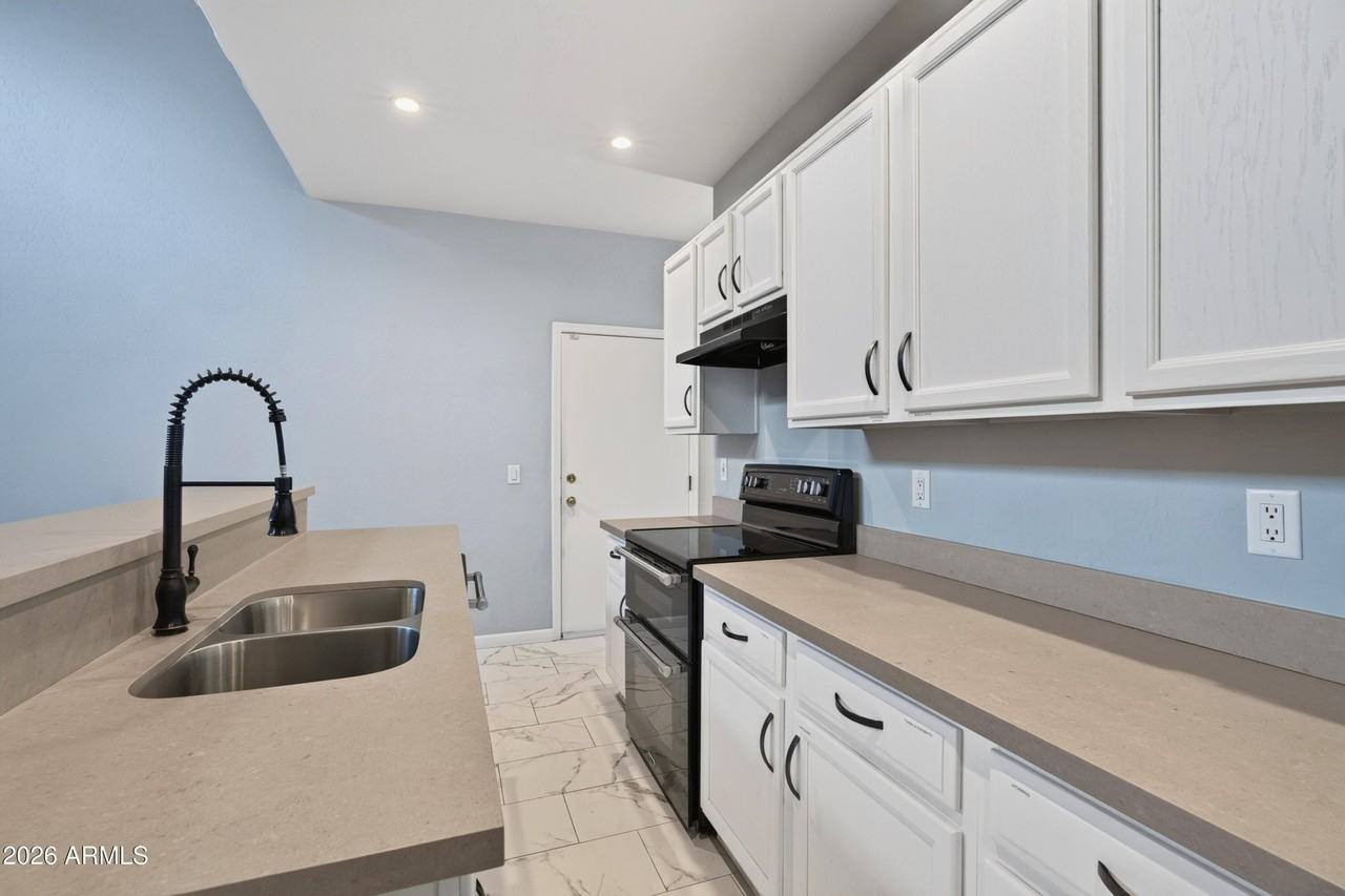 2027 E University Dr #111 - Photo 6 of 19