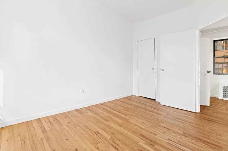 235 W 63rd St #6A - Photo 3 of 10