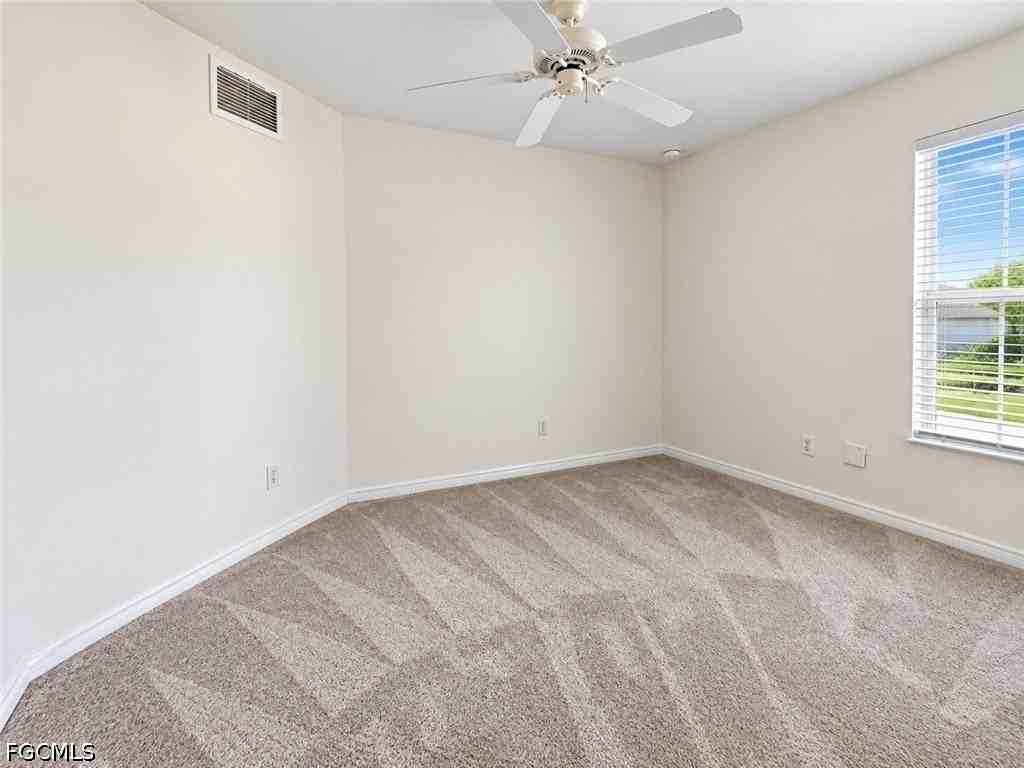 1803 Nw 21st St - Photo 4 of 20