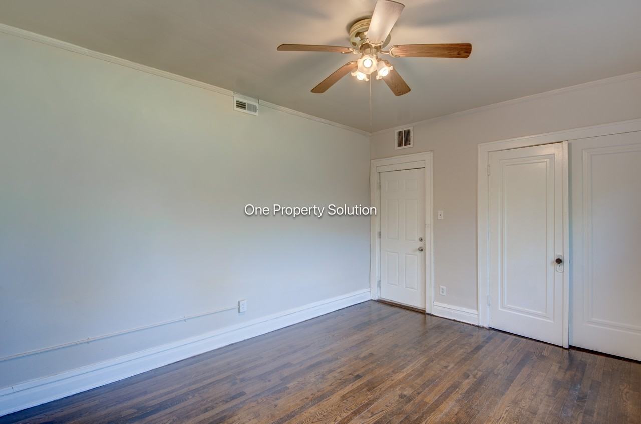 1113 Pennsylvania Street 2N/#3 - Photo 5 of 19