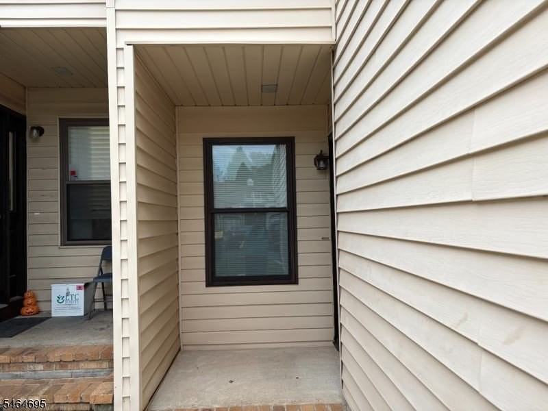 151 Locust Ct - Photo 2 of 22