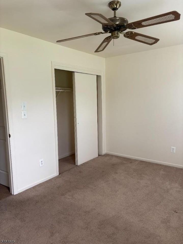 151 Locust Ct - Photo 3 of 22