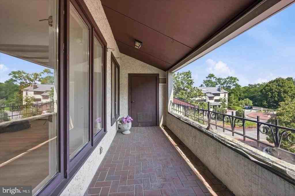 145 Centura - Photo 3 of 15