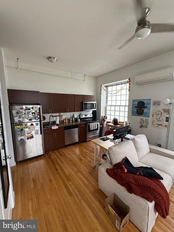 4 Leverington Ave - Photo 3 of 10