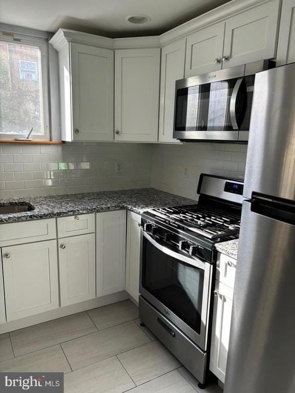 1024 Watkins St - Photo 4 of 12