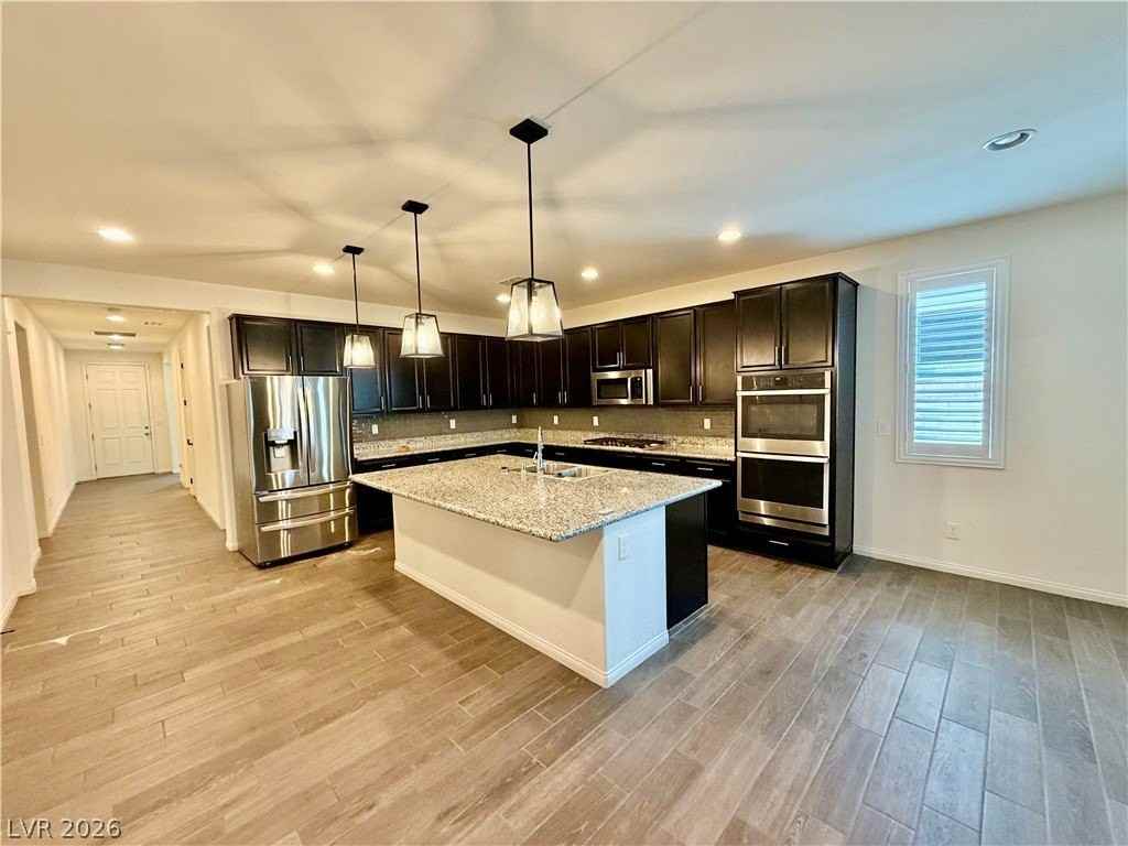 1602 Morning Bell Ave - Photo 2 of 23