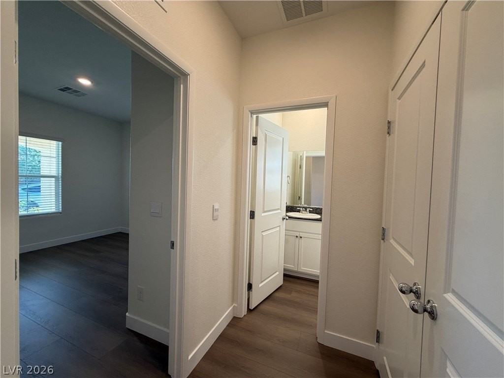 1181 Desert Lark St - Photo 4 of 25