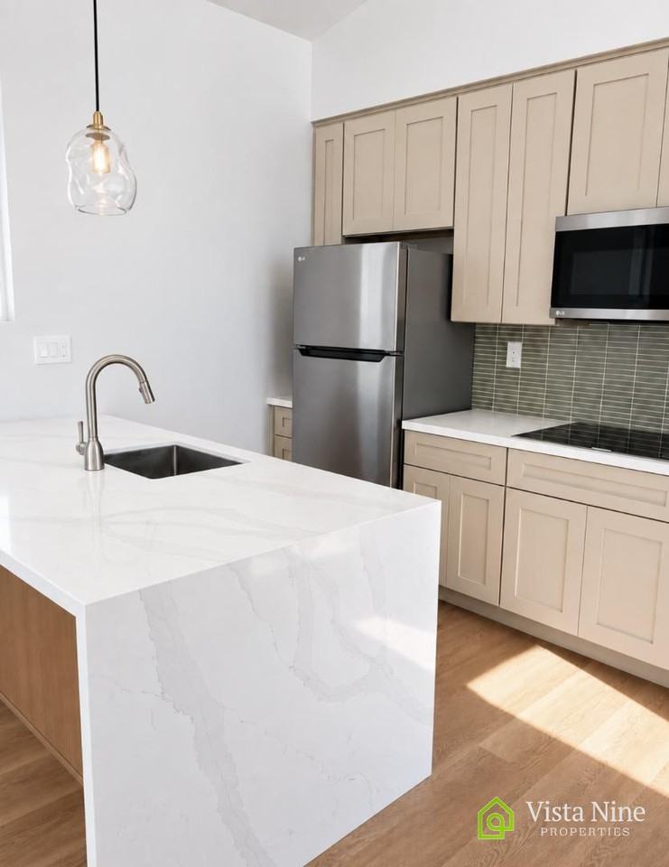 Doliva Drive 92117 - Photo 5 of 21