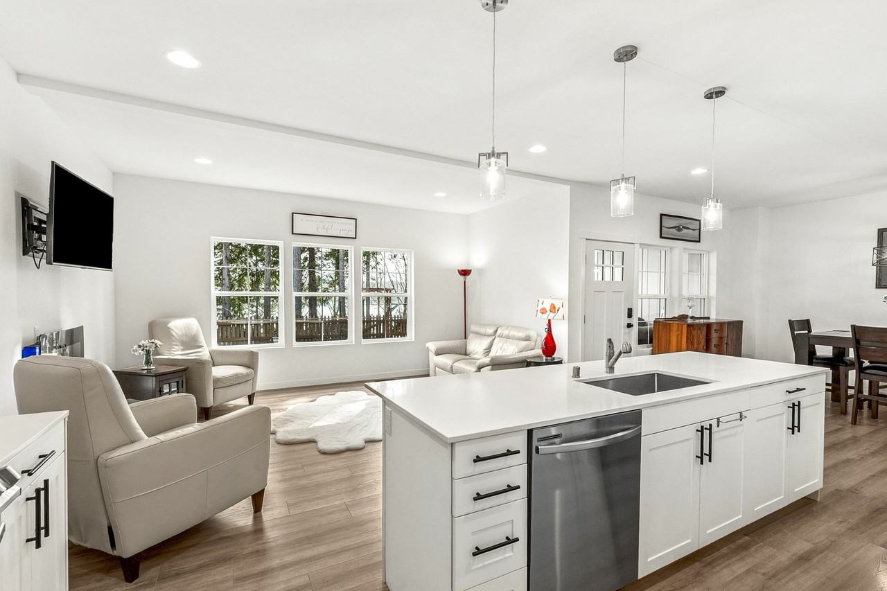 21 E Sullivan St #B - Photo 2 of 24