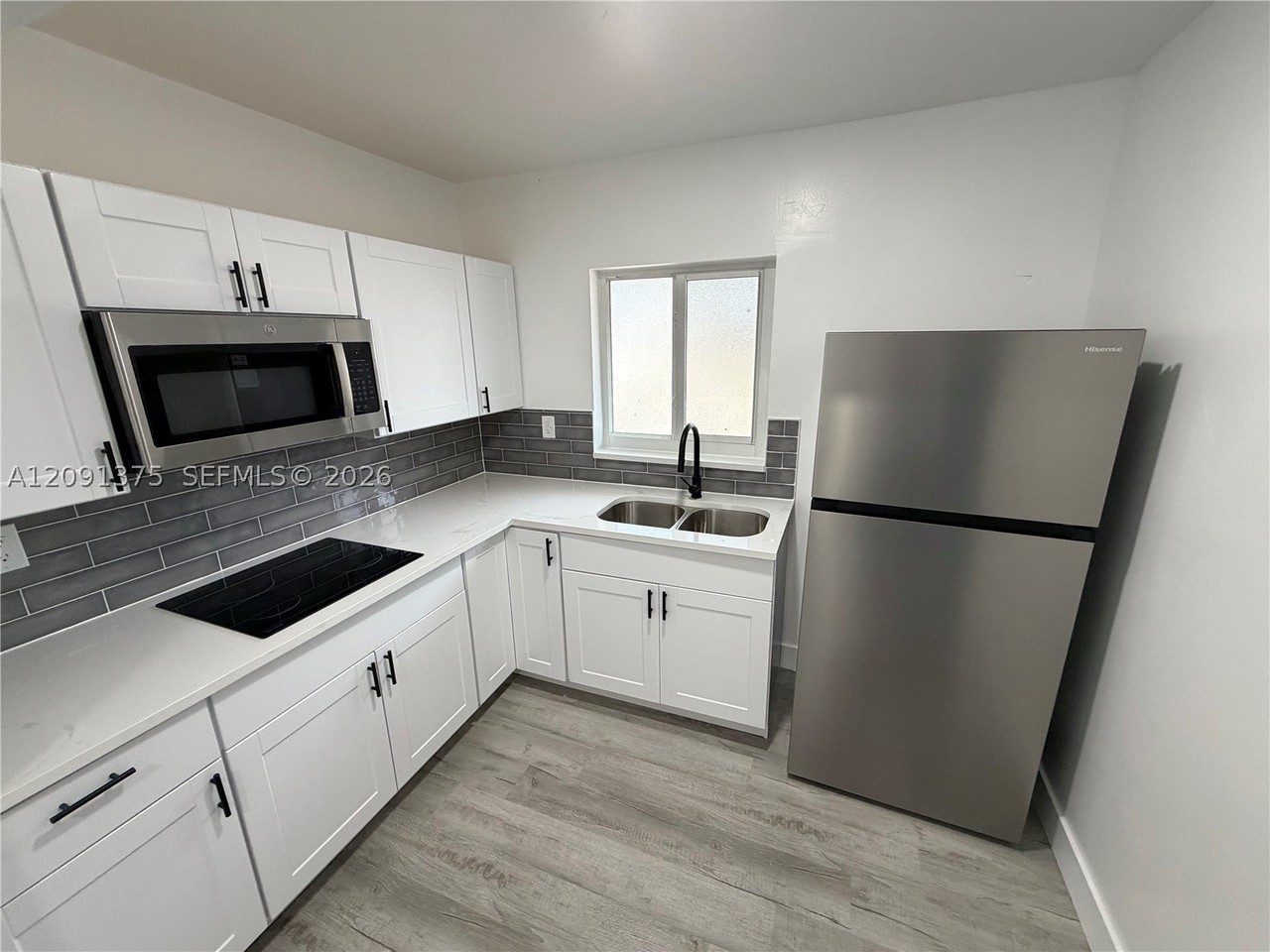 2337 Sw 17th Ave #3 - Photo 5 of 22