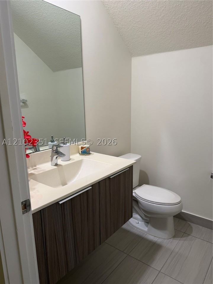7865 Nw 105th Ave #7865 - Photo 6 of 7