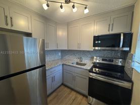 707 S 19th Ave #3 - Photo 1 of 1
