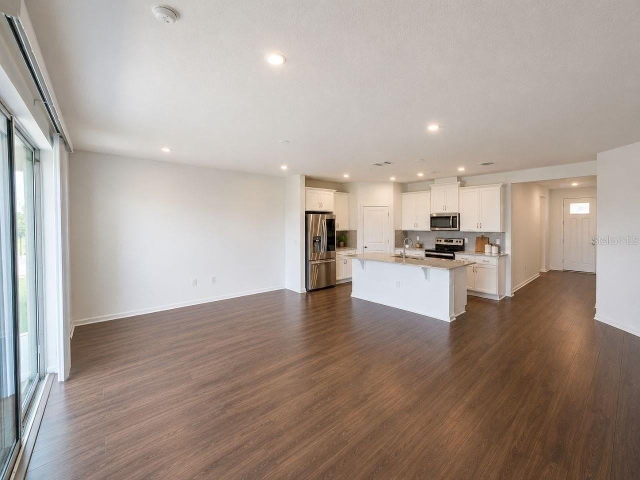 1141 Lakeshore Breeze Pl - Photo 5 of 18