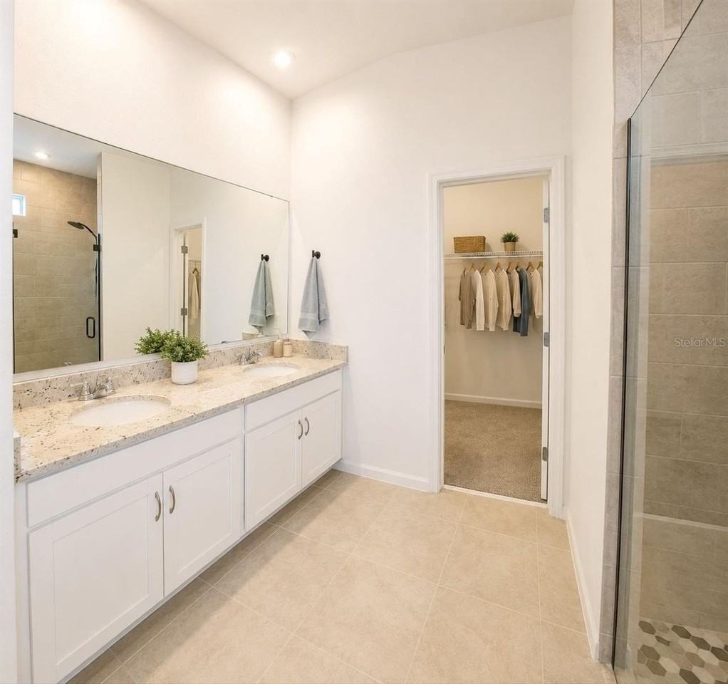 1141 Lakeshore Breeze Pl - Photo 7 of 18