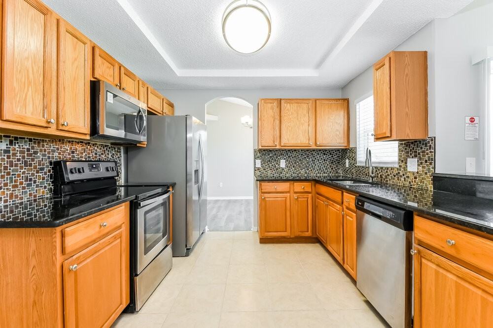 105 Conch Way - Photo 6 of 16