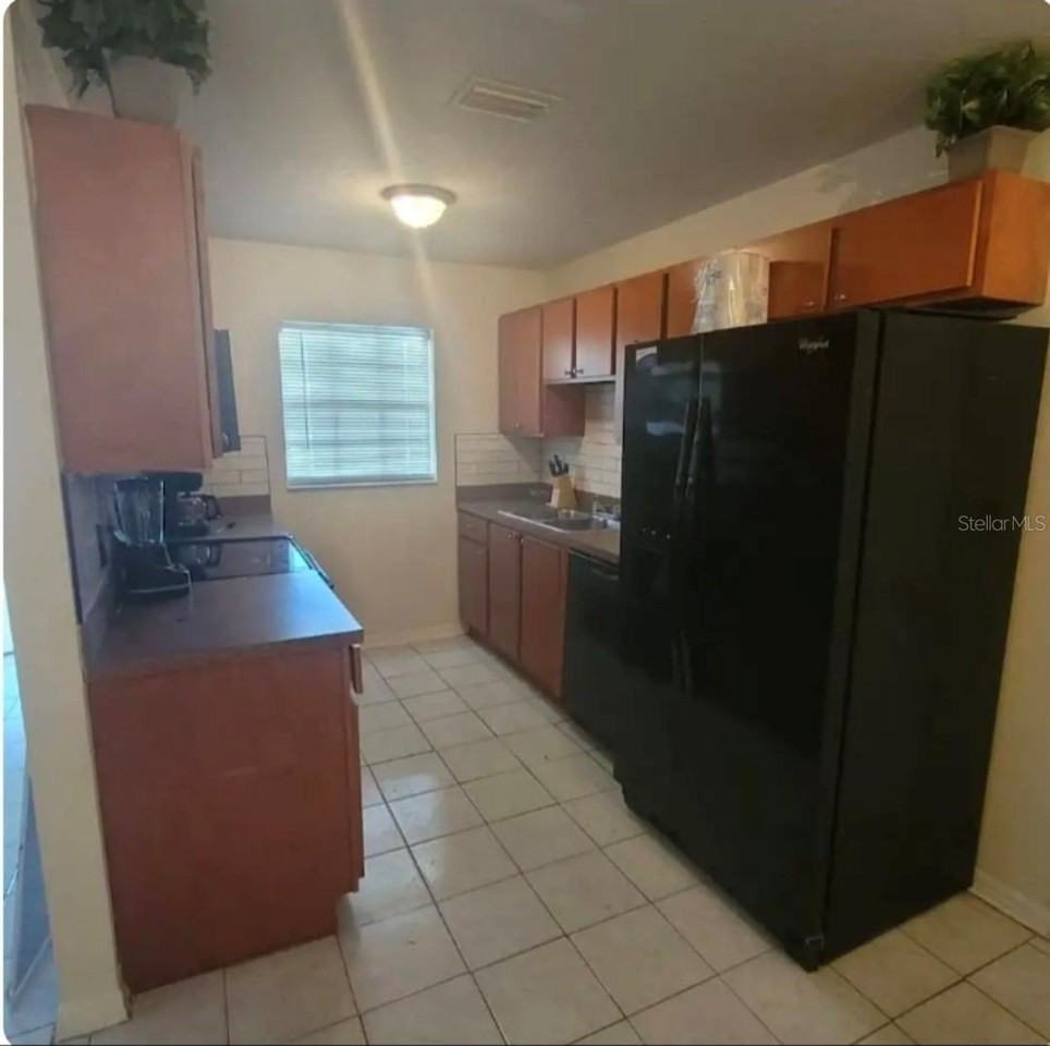 3513 E 27th Ave - Photo 4 of 11