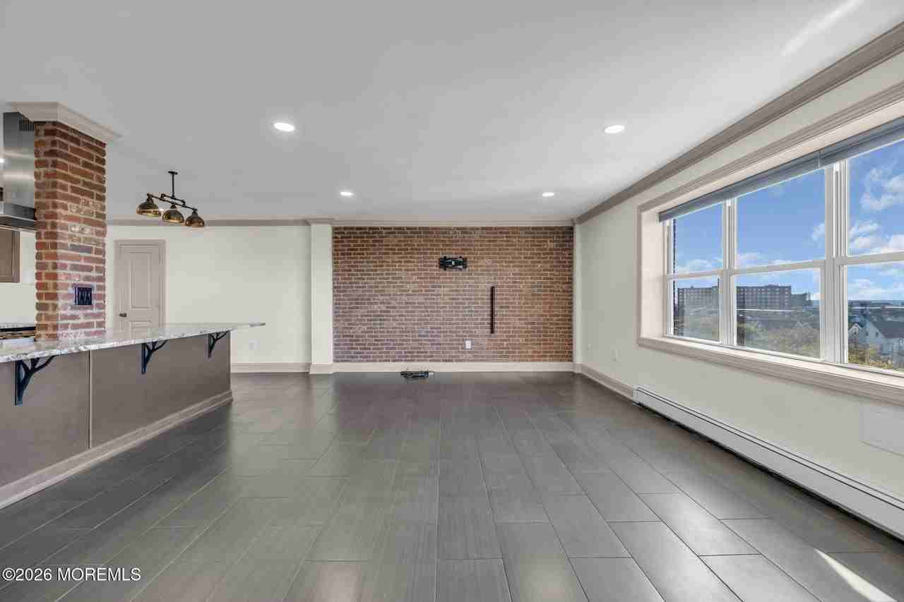 1615 Park Ave #5B - Photo 5 of 21