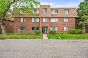 featured image of 1452 Carol Ct #2A