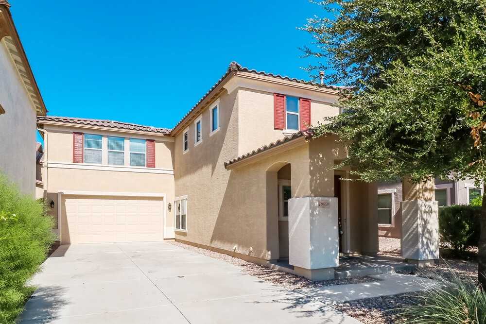 10850 W Pierson St - Photo 4 of 17