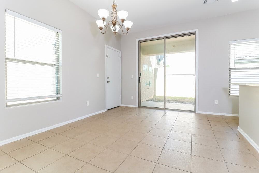 10850 W Pierson St - Photo 7 of 17