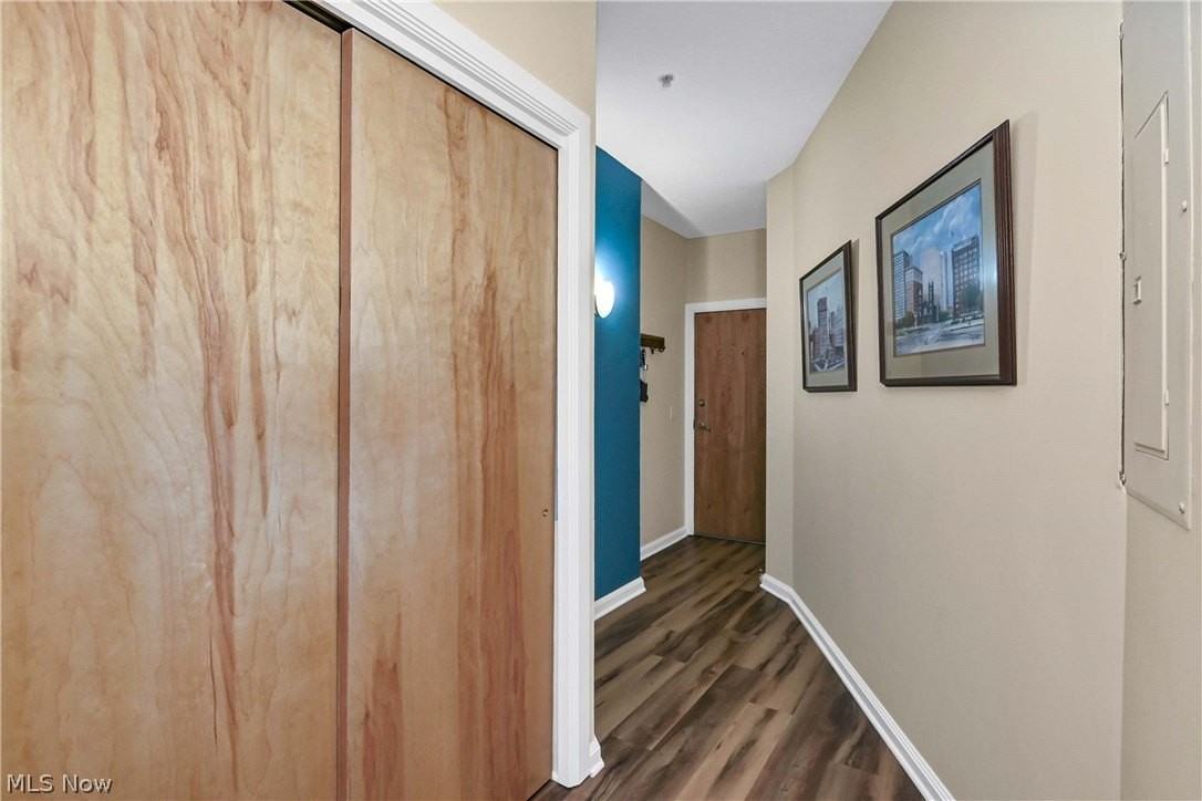 1237 Washington Ave #1008 - Photo 6 of 35