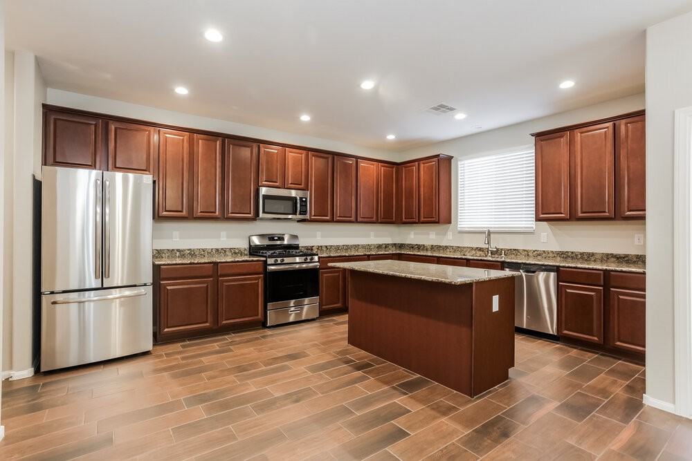 9312 Flowering Tulip Ave - Photo 7 of 16