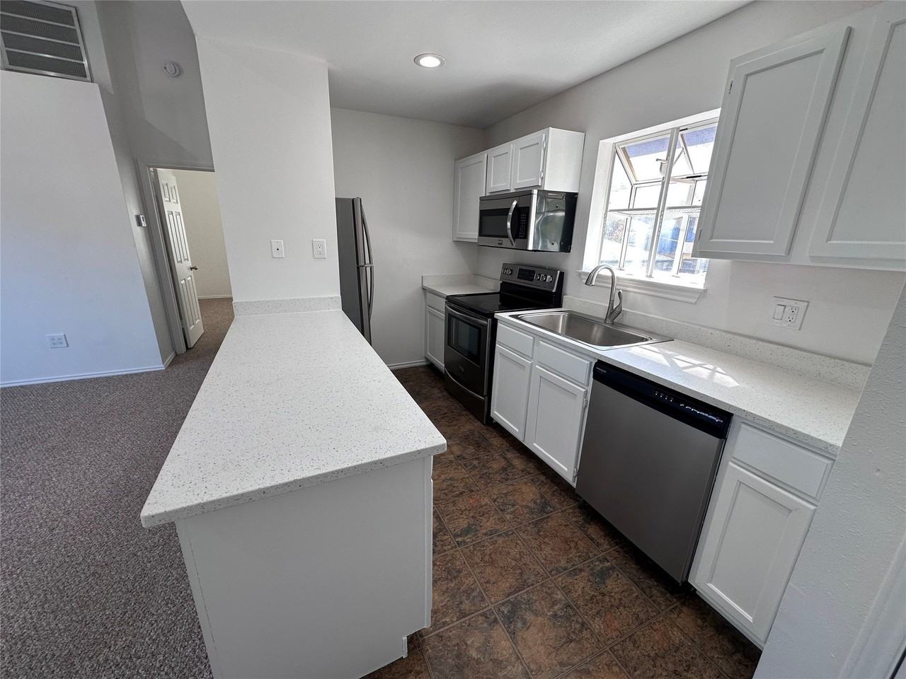 5355 Richard Ave - Photo 2 of 13