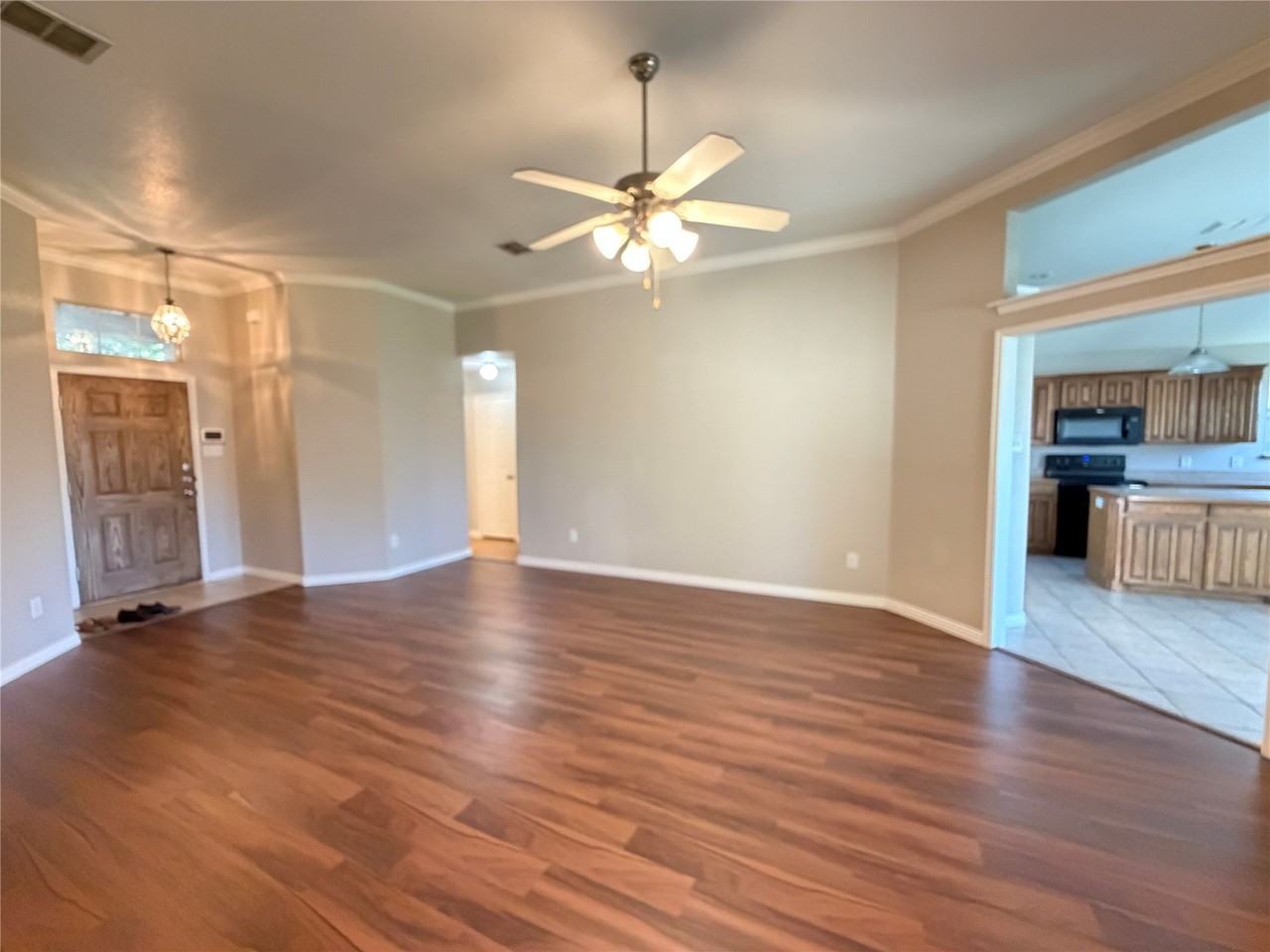 5932 Highcrest Dr - Photo 7 of 16