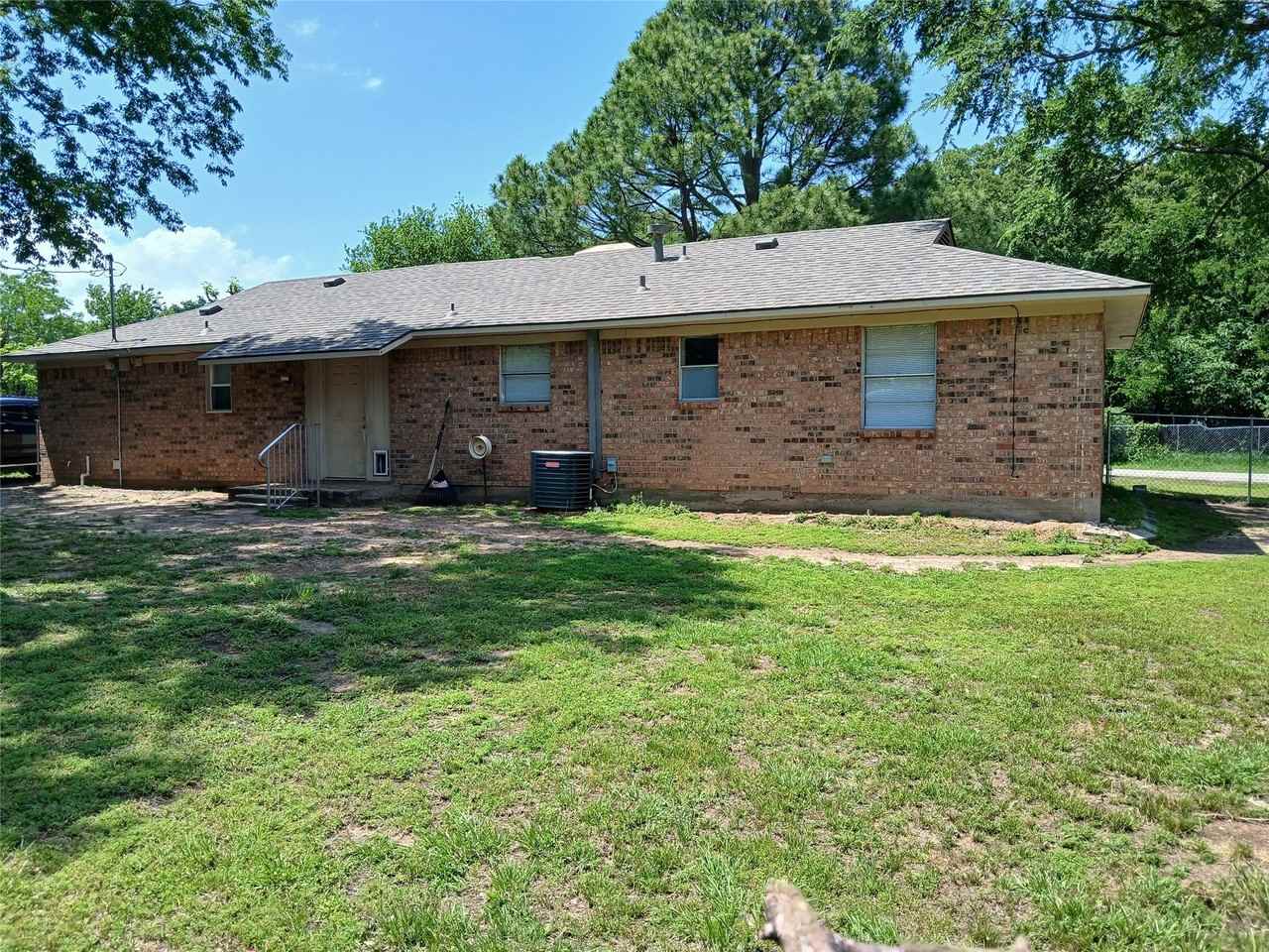 151 Cottonwood Trl - Photo 5 of 20