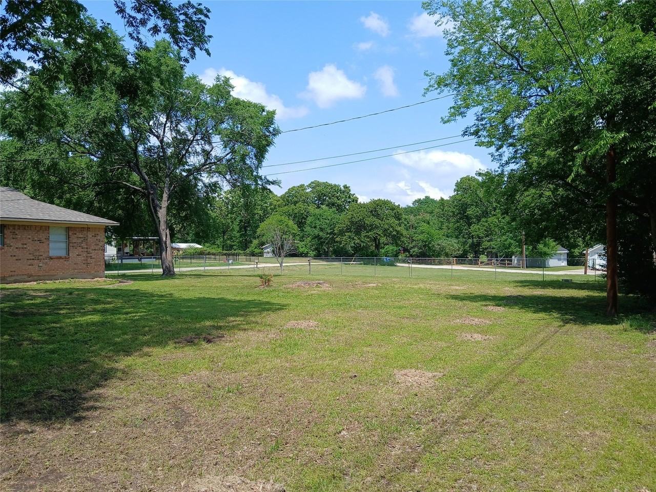 151 Cottonwood Trl - Photo 7 of 20