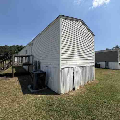 162 Railway Ave - Photo 3 of 22