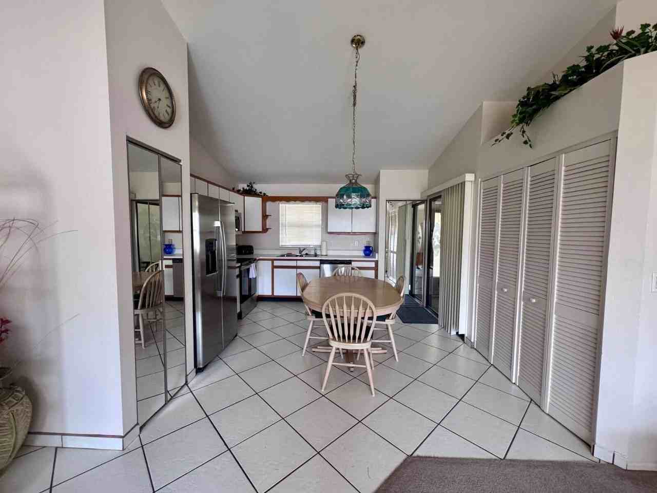 304 Villaway - Photo 7 of 23