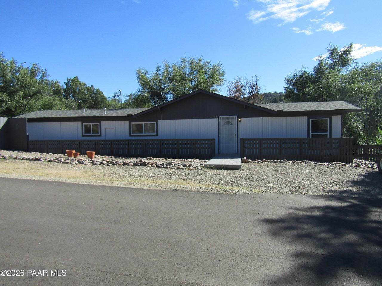 610 S Pinon Pl - Photo 2 of 25