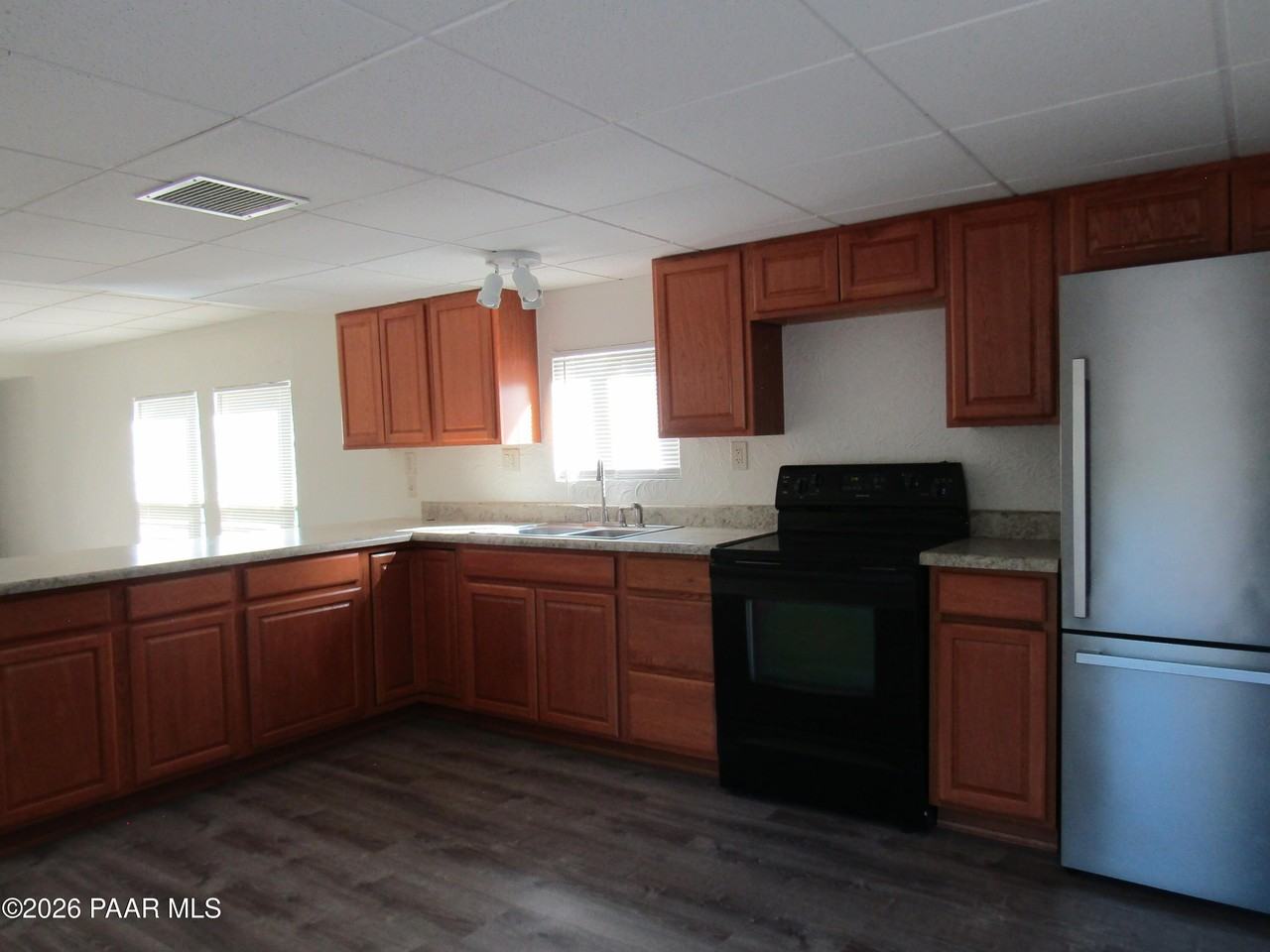 610 S Pinon Pl - Photo 6 of 25