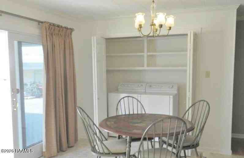 905 Roper Dr - Photo 4 of 10