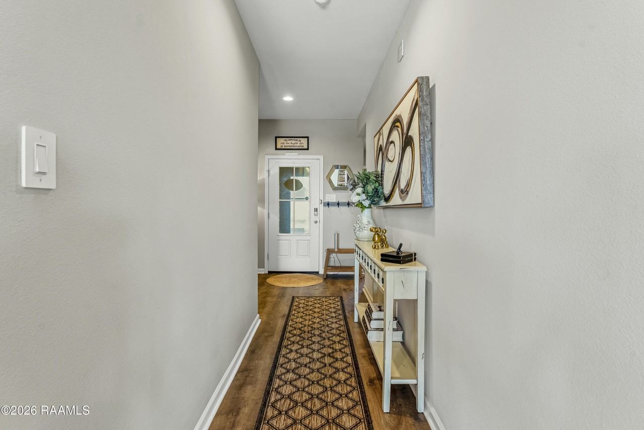 4056 Starling Pl - Photo 3 of 31