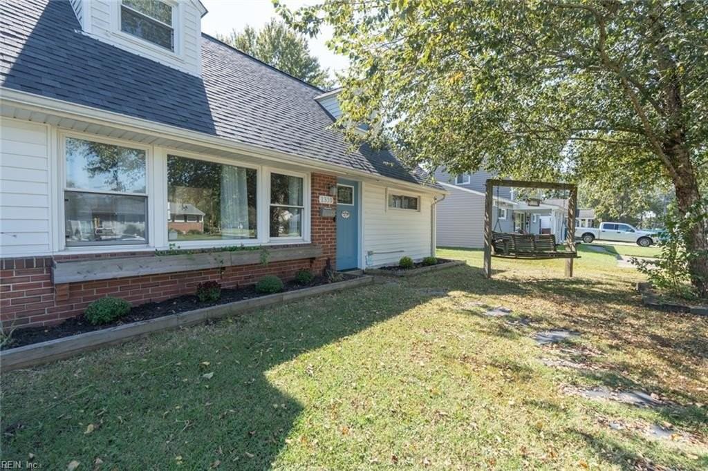 1310 Virginia Ave - Photo 2 of 46