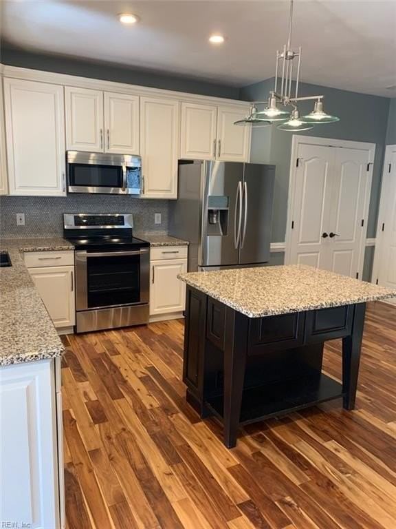 713 Tallahassee Dr - Photo 3 of 20