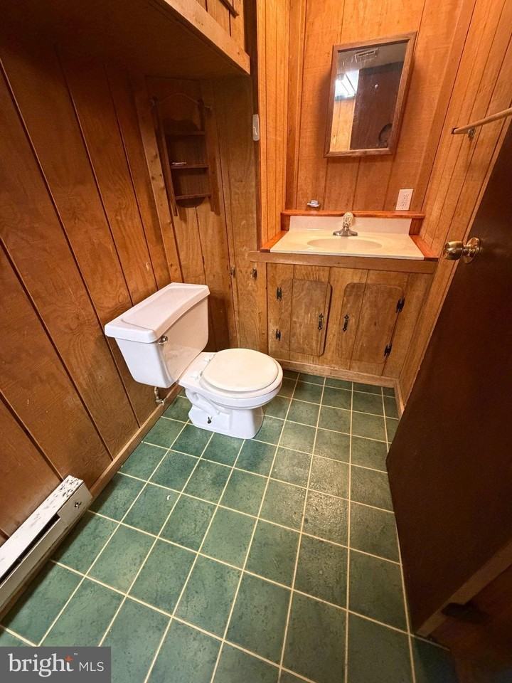 312 E Broadway #4 - Photo 7 of 11