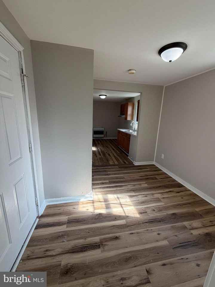 51 E Griffith St - Photo 5 of 14