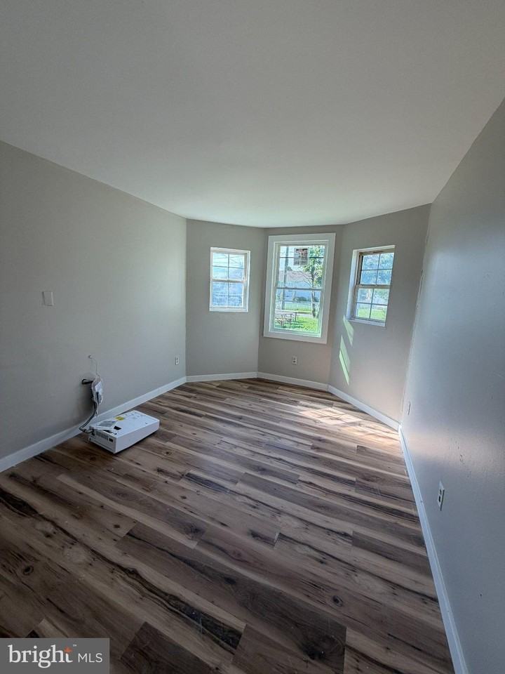 51 E Griffith St - Photo 6 of 14