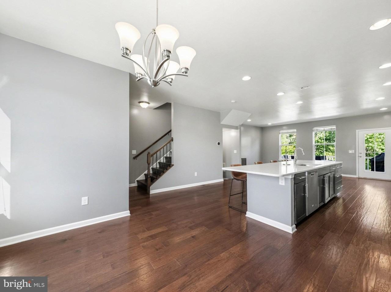 1512 Hudgins Farm Cir - Photo 2 of 30